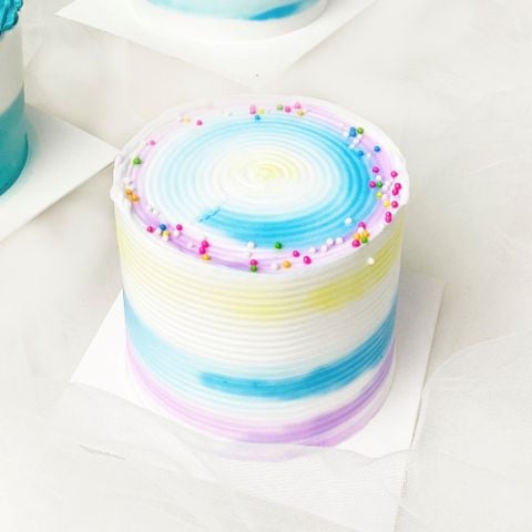  Bánh Kem Màu Xanh Ombre 