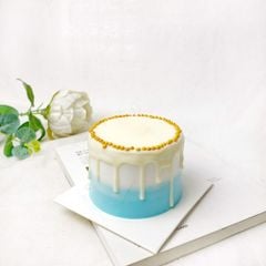 BÁNH KEM MÀU XANH DƯƠNG