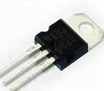 LM7812