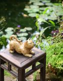  Mèo gốm Hoa Cúc cỡ Đại (21cm) 