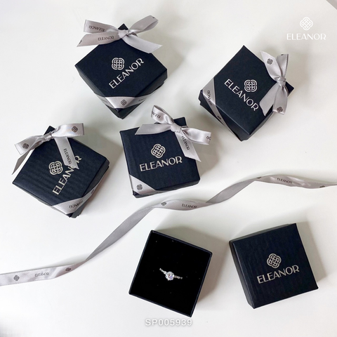  Hộp nhẫn Eleanor dây nơ xám- SP005939 