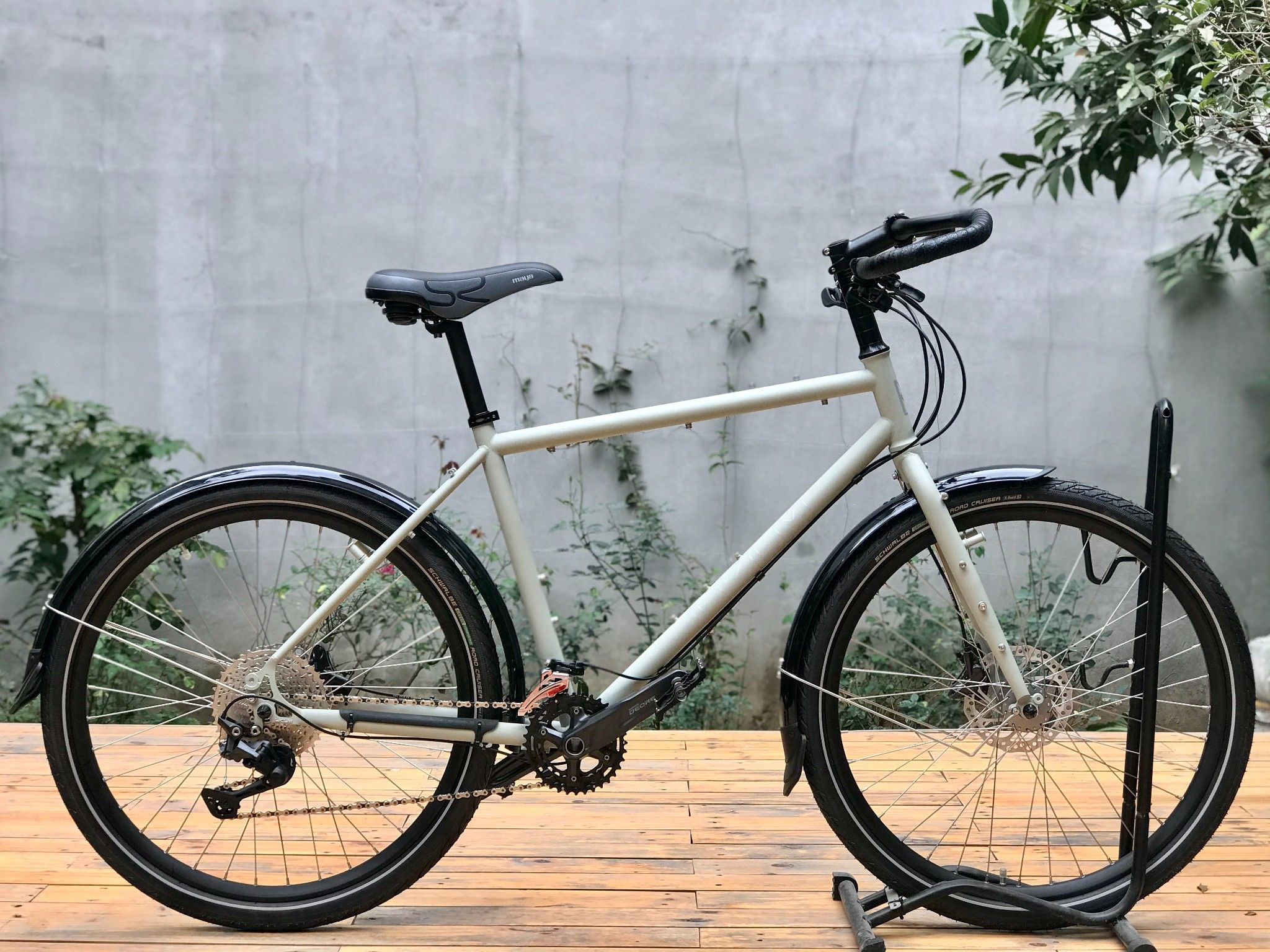 Xe p touring LKLM 318 series R bike Shop
