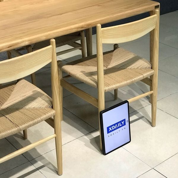 Bàn ăn gỗ tự nhiên Neva dining table