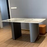 Bàn ăn XDAILY - Wedge dining table