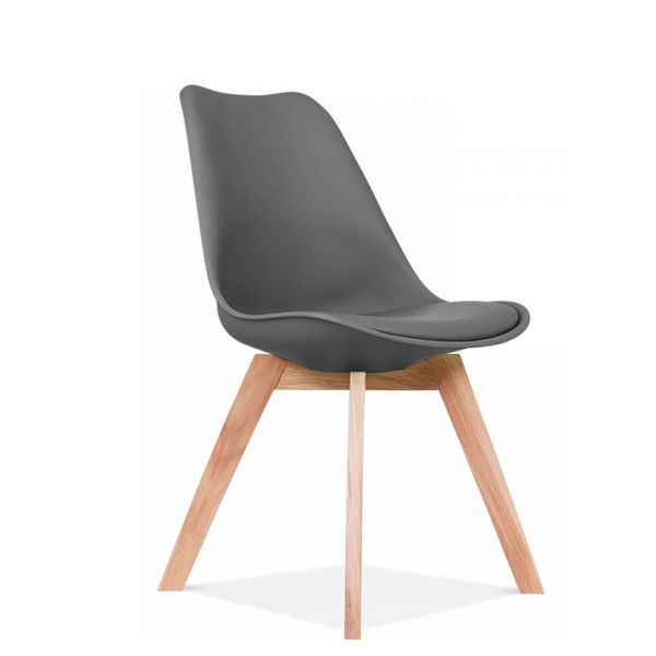 Eames chair E9