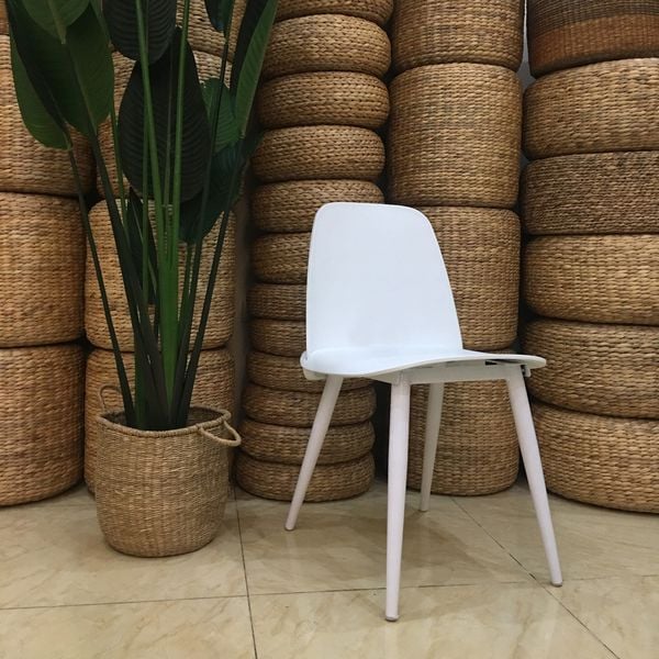 Ghế ăn Muuto E27