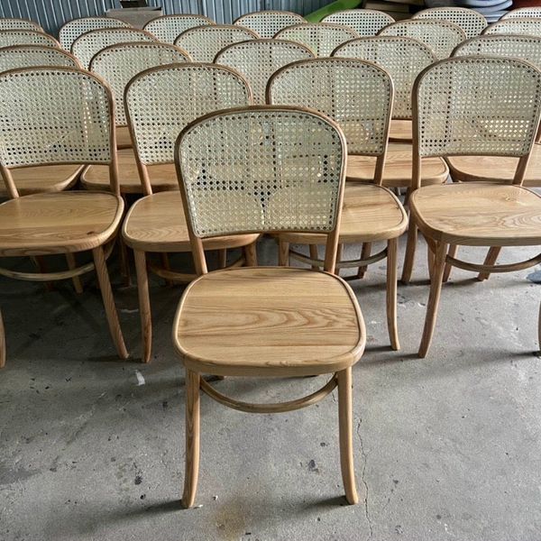 Ghế ăn Thonet tựa mây
