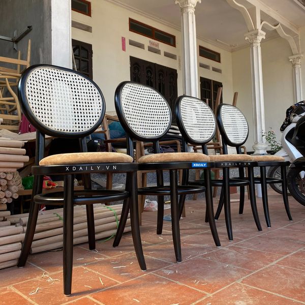 Ghế mây tựa tròn