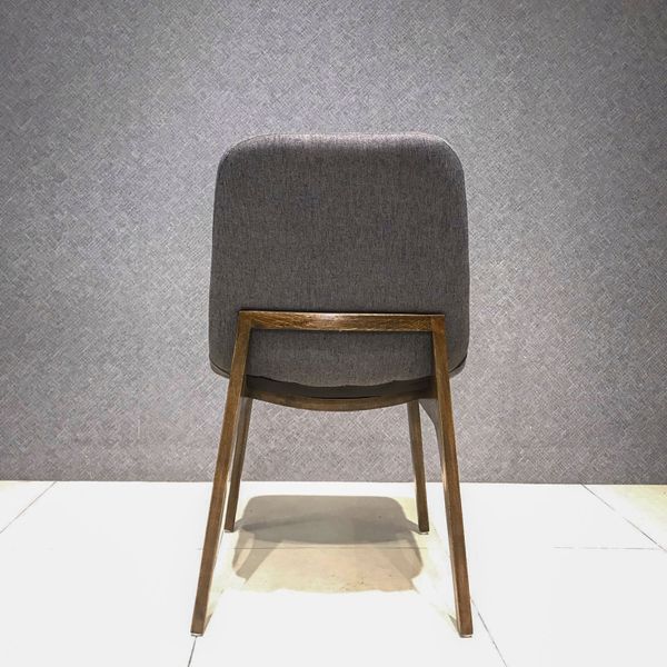 Ghế ăn Ventura V7