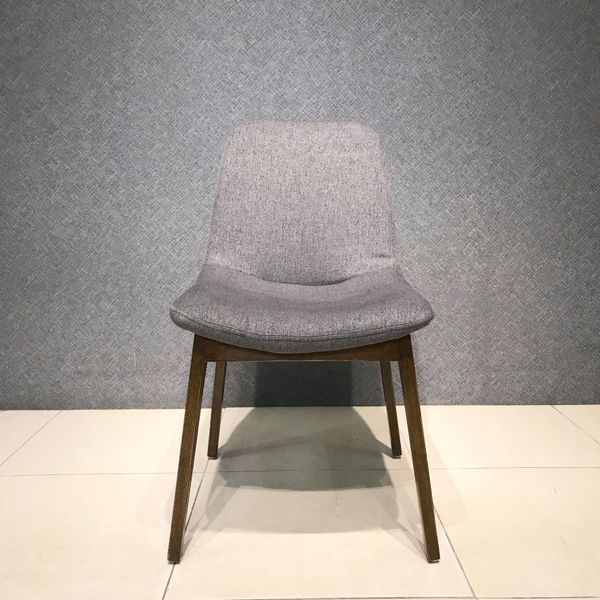 Ghế ăn Ventura V7