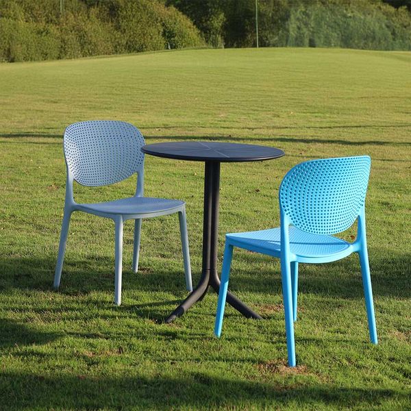 Ghế nhựa đúc HOLE