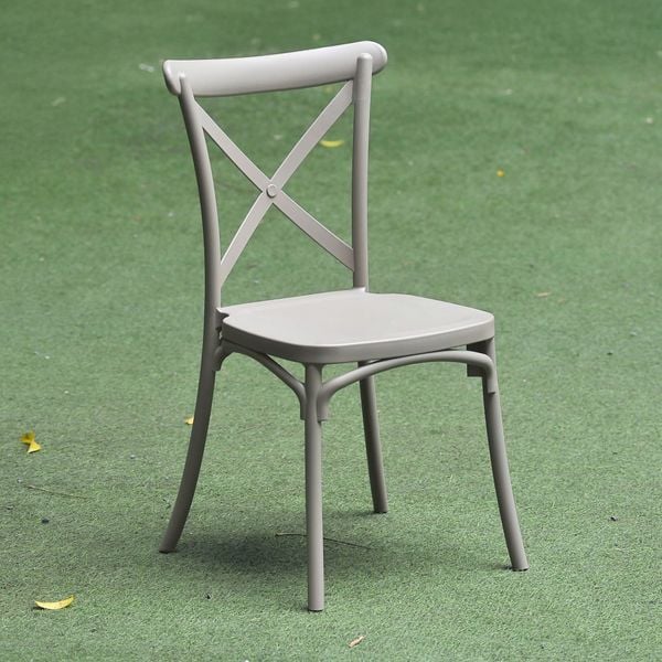 Ghế nhựa đúc XDAILY - Bistro plastic chair | Ghế nhựa cho quán cà phê.