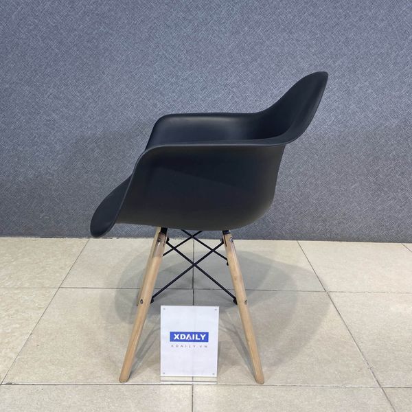 GHẾ THUYỀN NHỰA - CHÂN GỖ