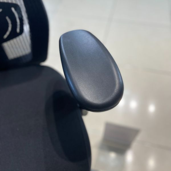 Ghế văn phòng chân xoay XDAILY - GX1