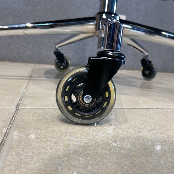 Ghế văn phòng chân xoay XDAILY - GX1