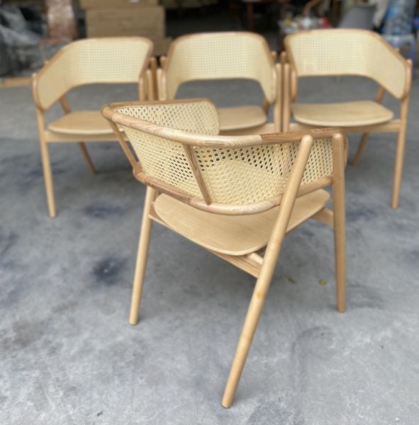 Ghế ăn XDAILY - Tựa Mây