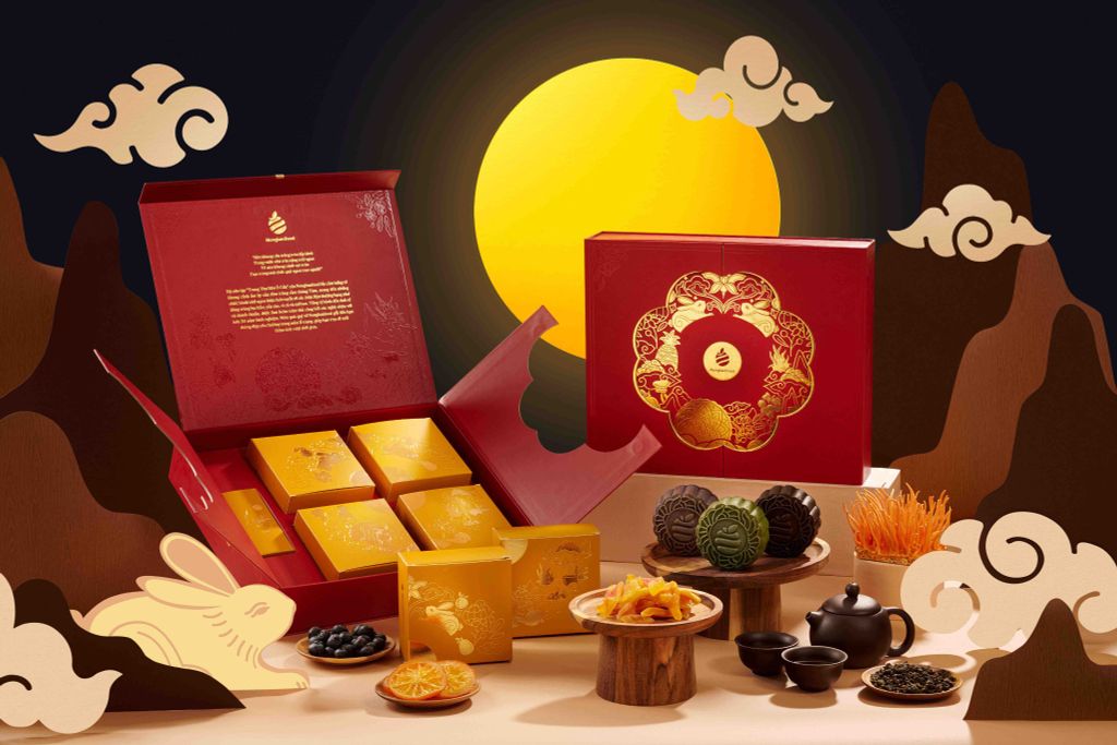 BÁNH TRUNG THU - THU YÊU THƯƠNG - HỘP 3 BÁNH+ TẶNG KÈM TÚI TRÁI CÂY SẤY MIX VÀ TRÀ Ô LONG TỨ QUÝ MỘC HOA
