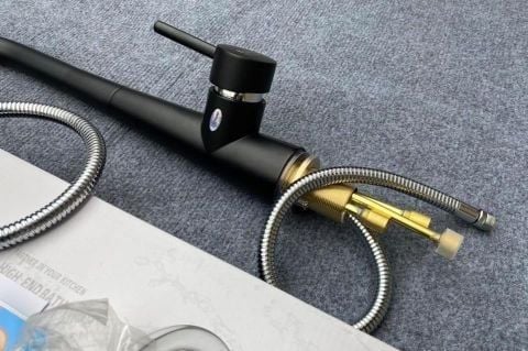 Vòi rửa bát nóng lạnh dây rút K38 – Nano đen cao cấp
