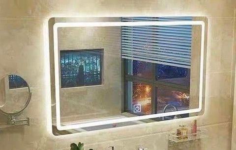 Gương phòng tắm LED cảm ứng – Gương đèn LED treo tường cao cấp 80x60cm