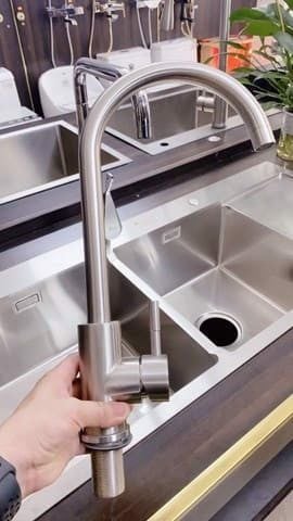 Vòi rửa bát inox SUS 304 – Không gỉ, tiết kiệm nước
