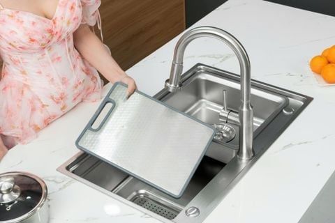 CRB7546 – Chậu Rửa Bát Inox Cao Cấp, Kích Thước 750x460 mm