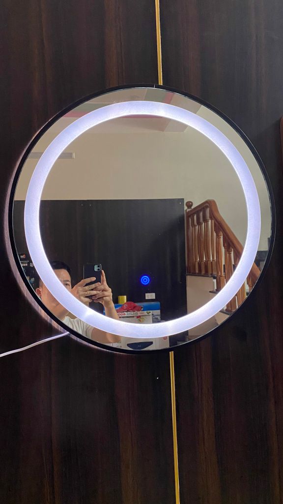 Gương treo tường phòng tắm tròn đen led cảm ứng  60x60