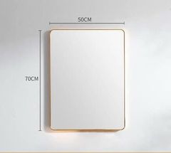 Gương treo tường phòng tắm viền vàng chữ nhật 50x70cm - 931