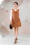  Váy tweed phối sơmi 