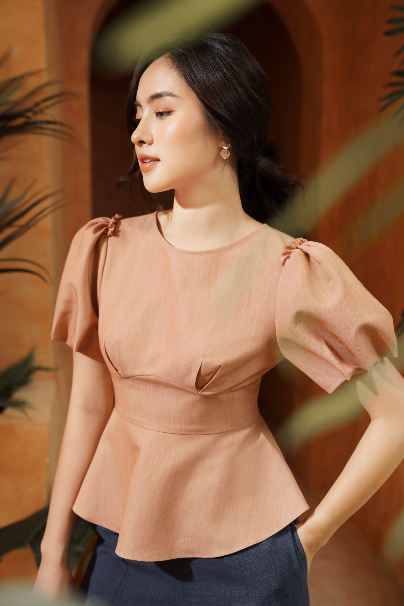 Áo peplum tay bồng cam nhạt