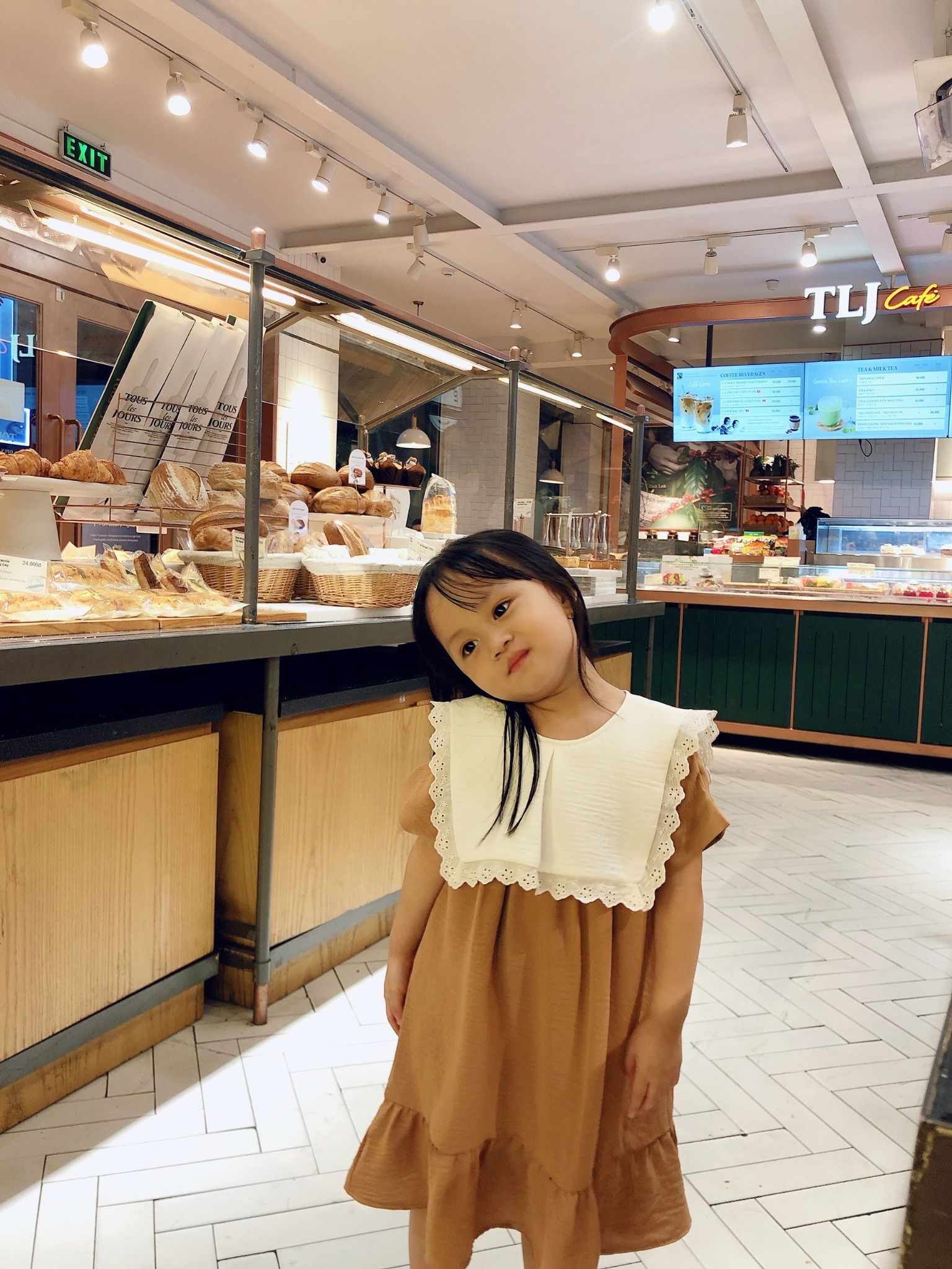  Latte dress for kid 