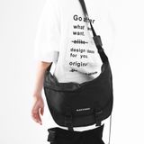  Crescent Retro Messenger Bag 