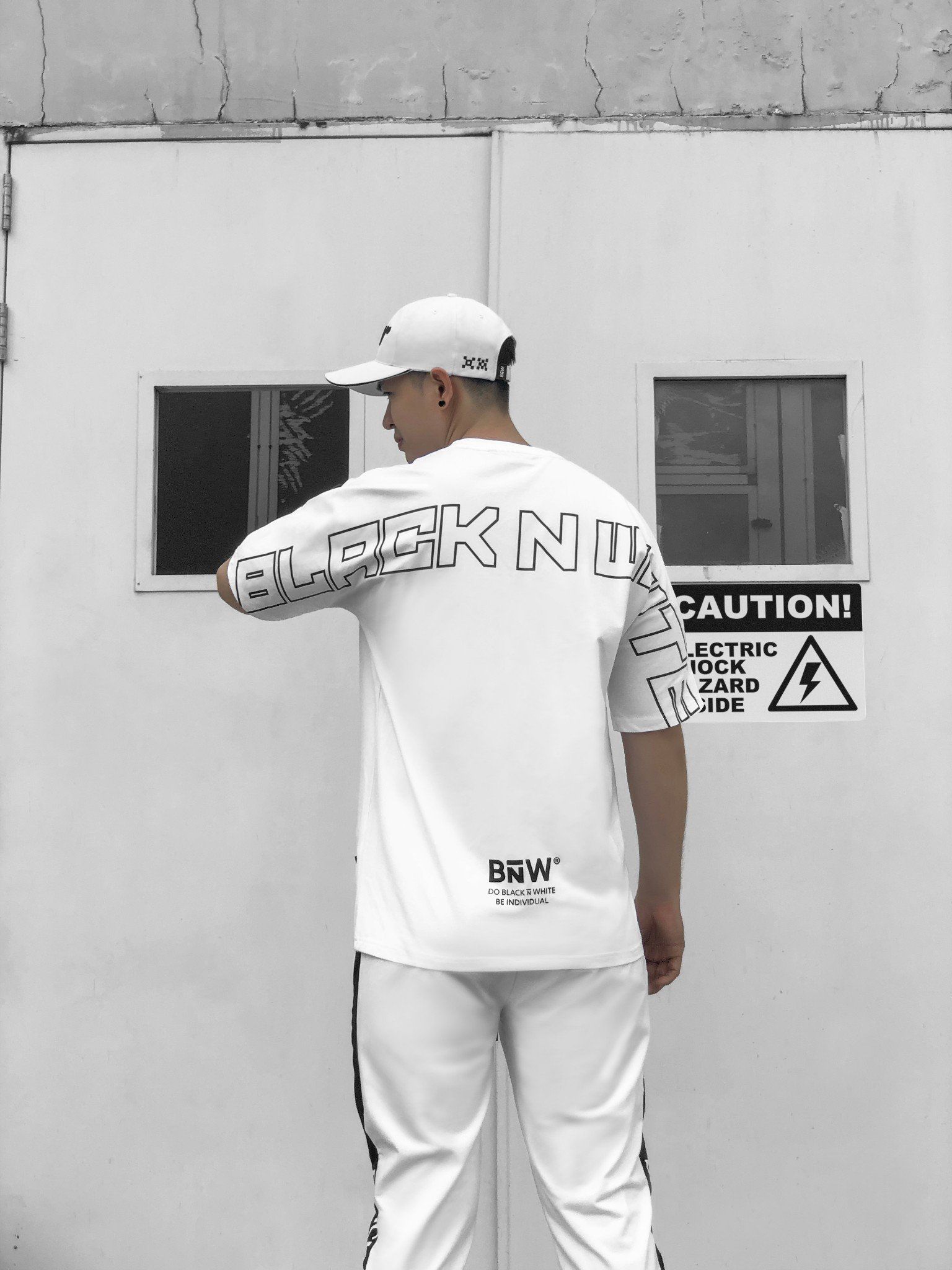  Bɴ̅W® Black and White Tee 