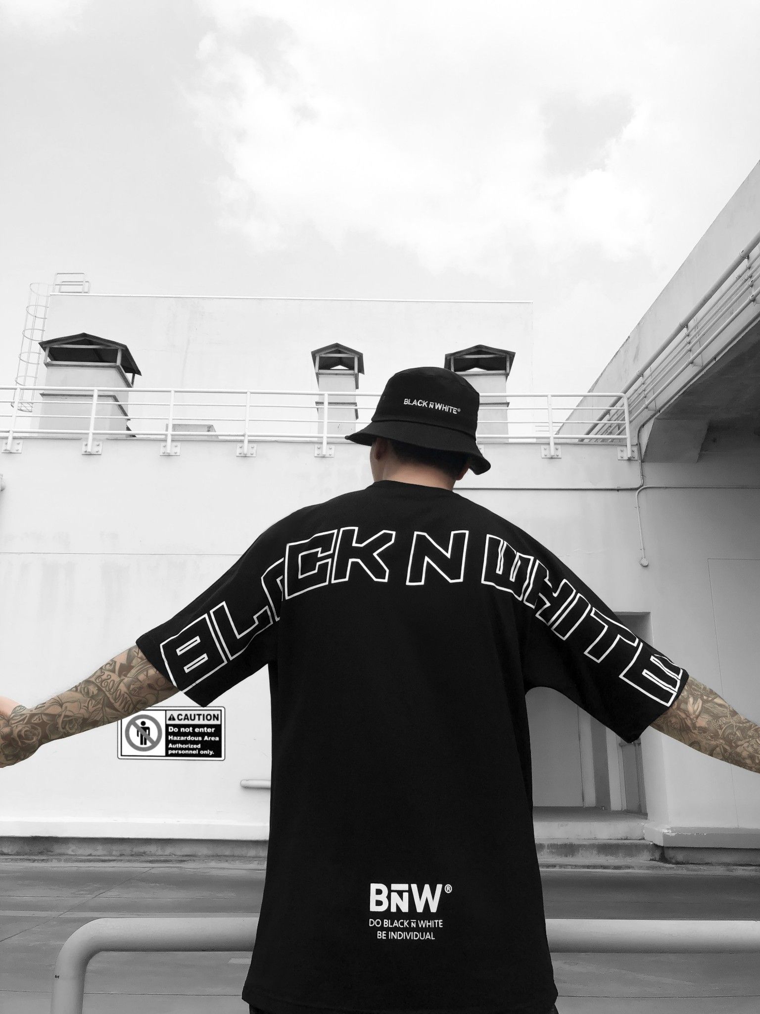  Bɴ̅W® Black and White Tee 