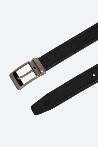 mau_BLACK