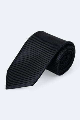 mau_BLACK