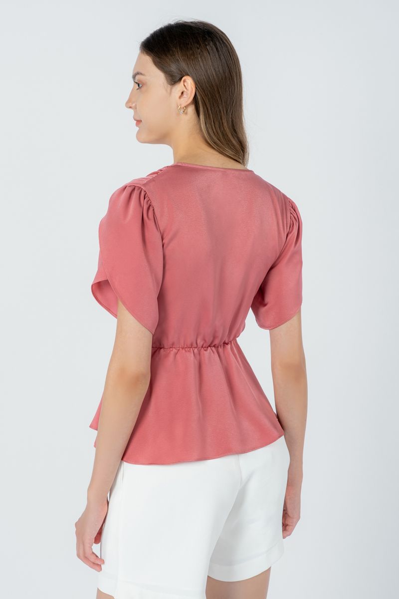  Áo Blouse Cổ Chữ V Nữ Tính FWBL23FH05C 