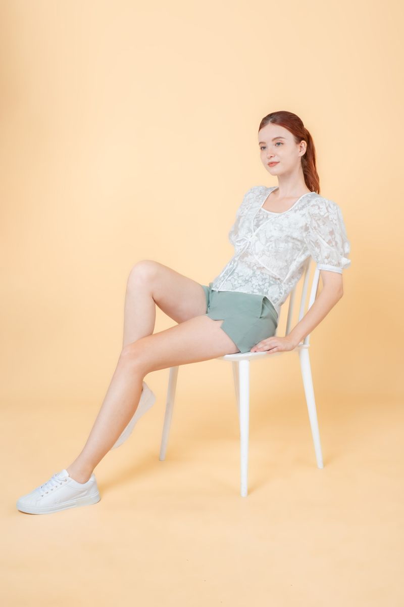  Áo Blouse Nữ Tay Bồng FWBL23SS10G 