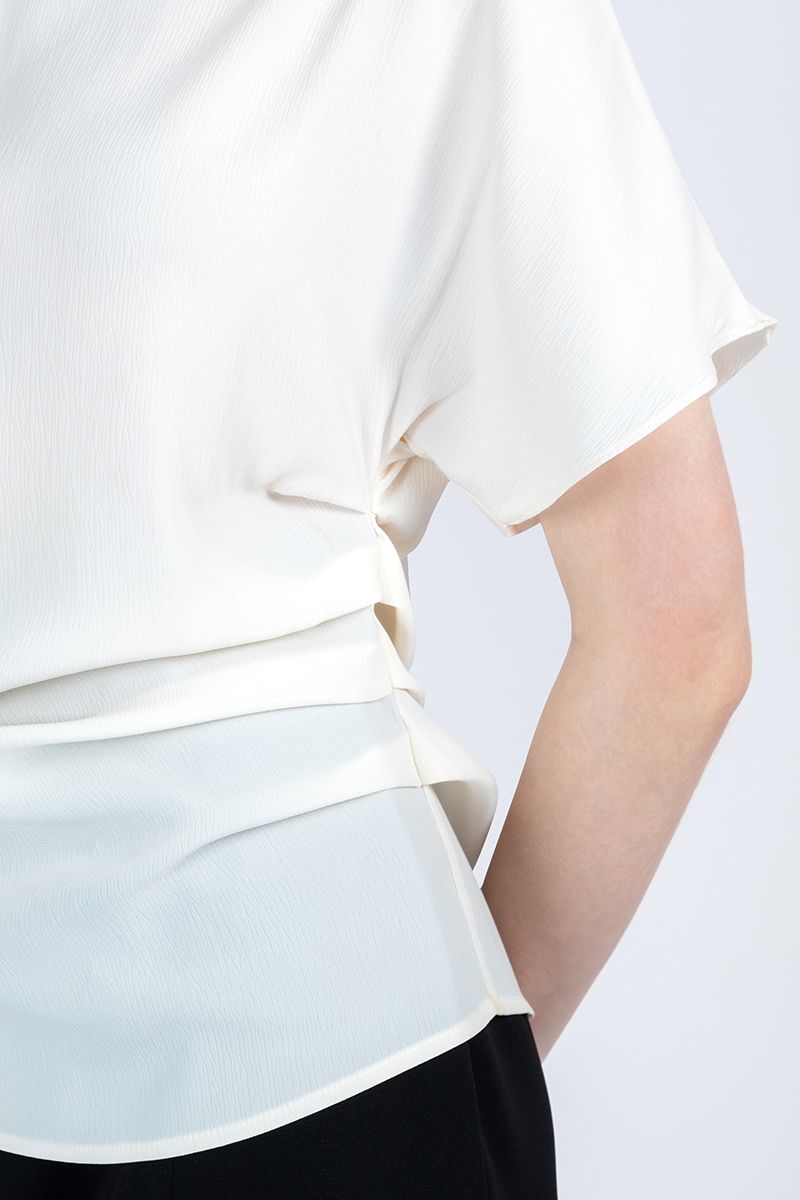  Áo Blouse Nữ Cách Điệu FWBL24SS10C 