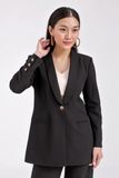  Áo blazer nữ cổ sam có chiết eo FWBZ21SS03P 