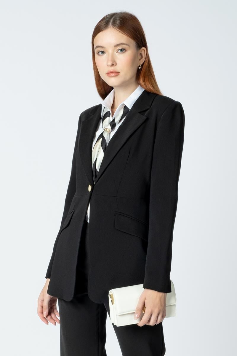  Áo blazer nữ tay dài có chiết eo FWBZ21SS06P 