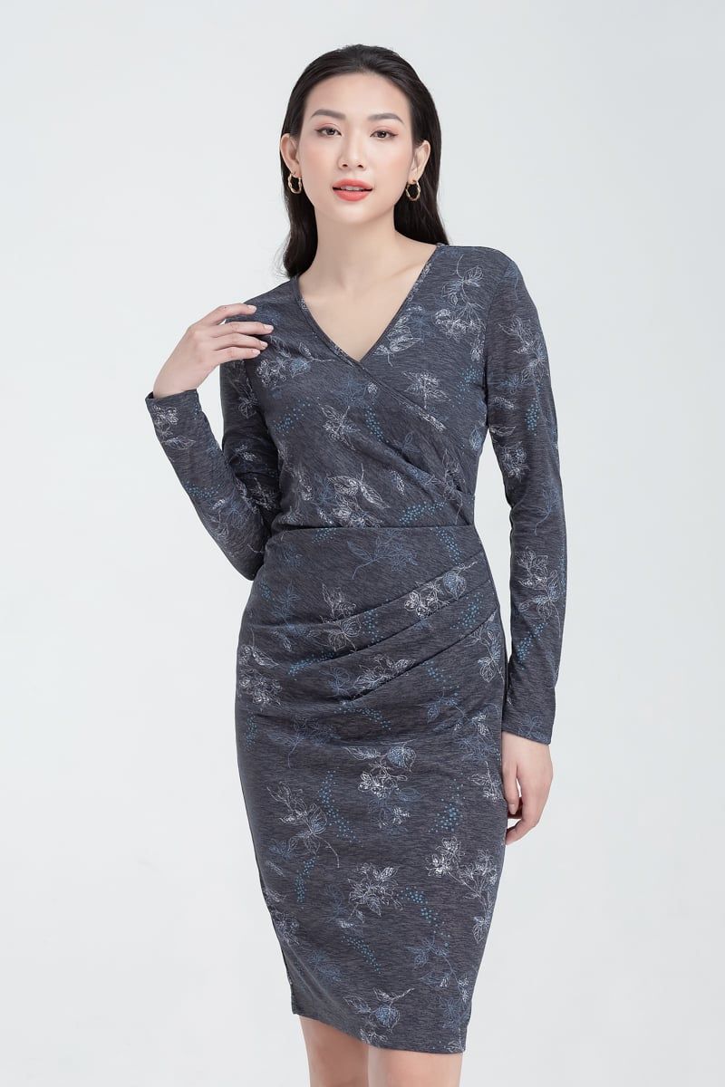  Đầm nữ form ôm tay dài in họa tiết FWDR22FH04C 
