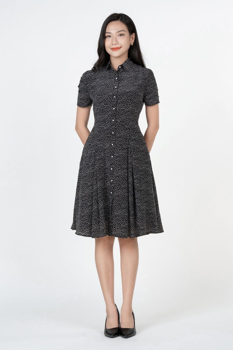  Đầm sơ mi dáng chữ A in họa tiết FWDR22FH21C 