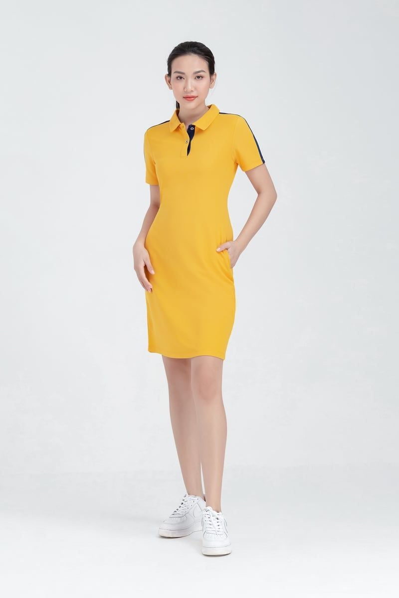  Đầm nữ dáng polo phối viền FWDR22FH52C 