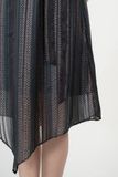  Đầm nữ dáng suông có dây thắt eo FWDR23SS79G 