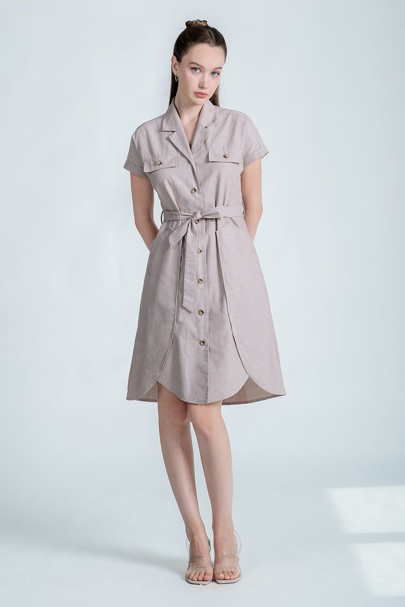  Đầm Nữ Cổ Vest Thanh Lịch FWDR24FH03C 