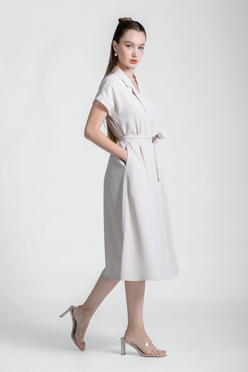  Đầm Nữ Dáng Vest FWDR24FH06C 