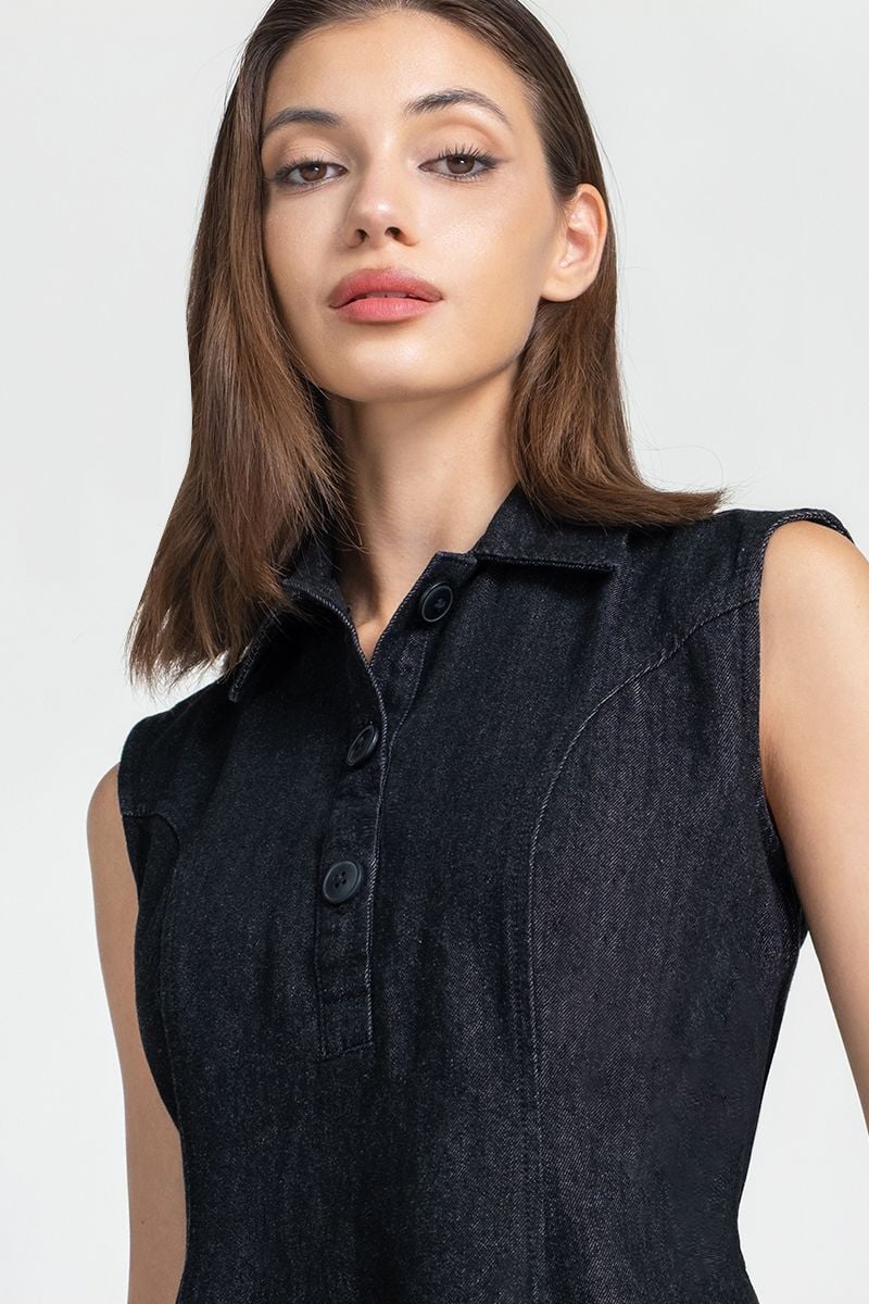  Đầm Denim Sát Nách Cổ Sơ Mi FWDR25SS32G 