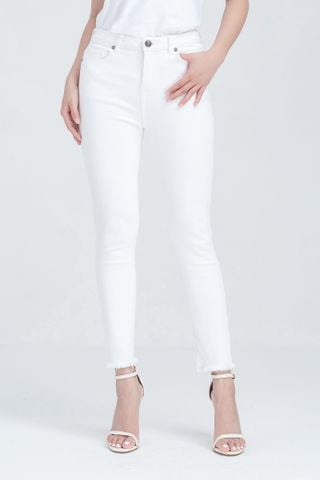 mau_WHITE