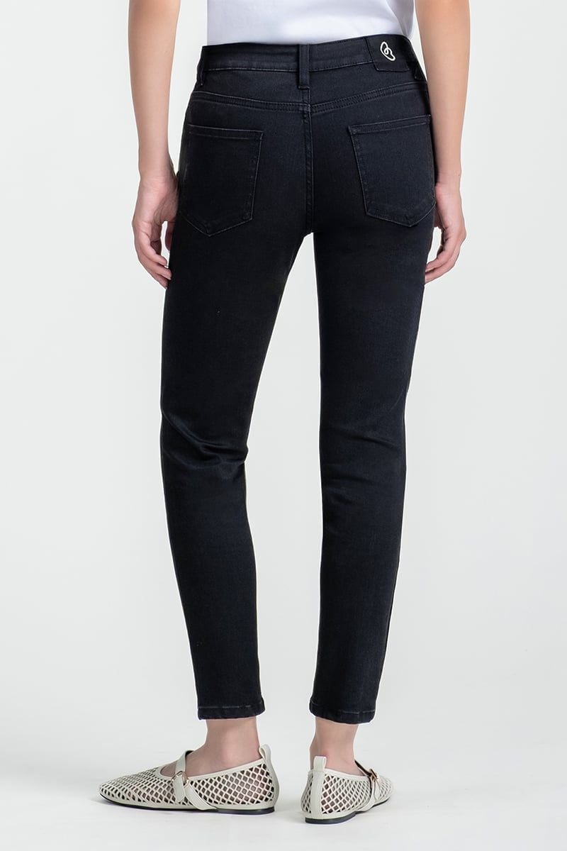  Quần Jeans Form Ôm FWJN25SS04G 