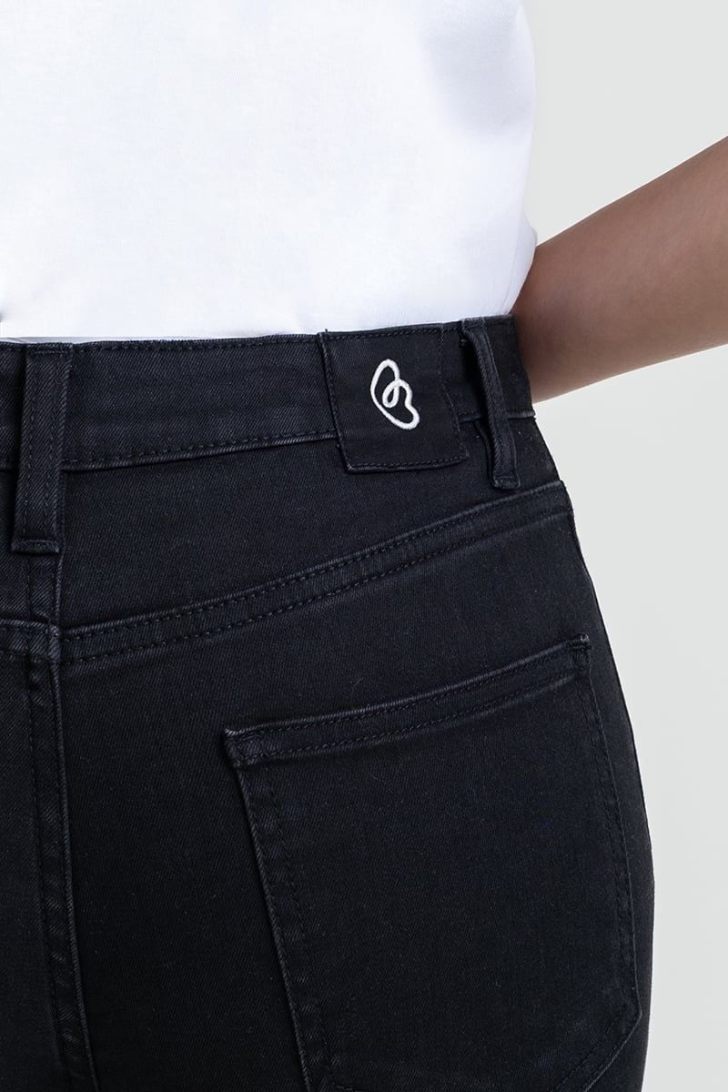  Quần Jeans Form Ôm FWJN25SS04G 